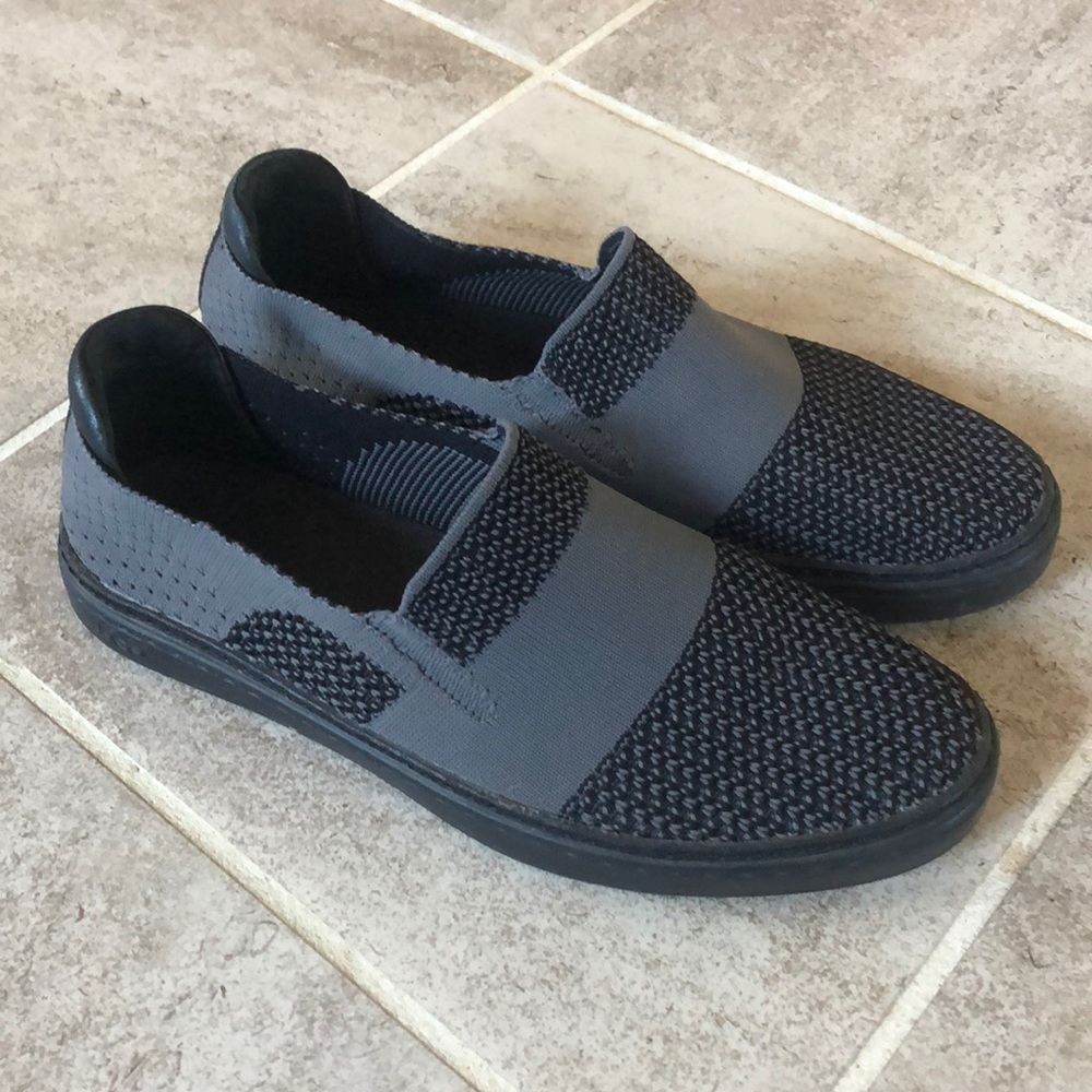 Ugg slip on sneakers
